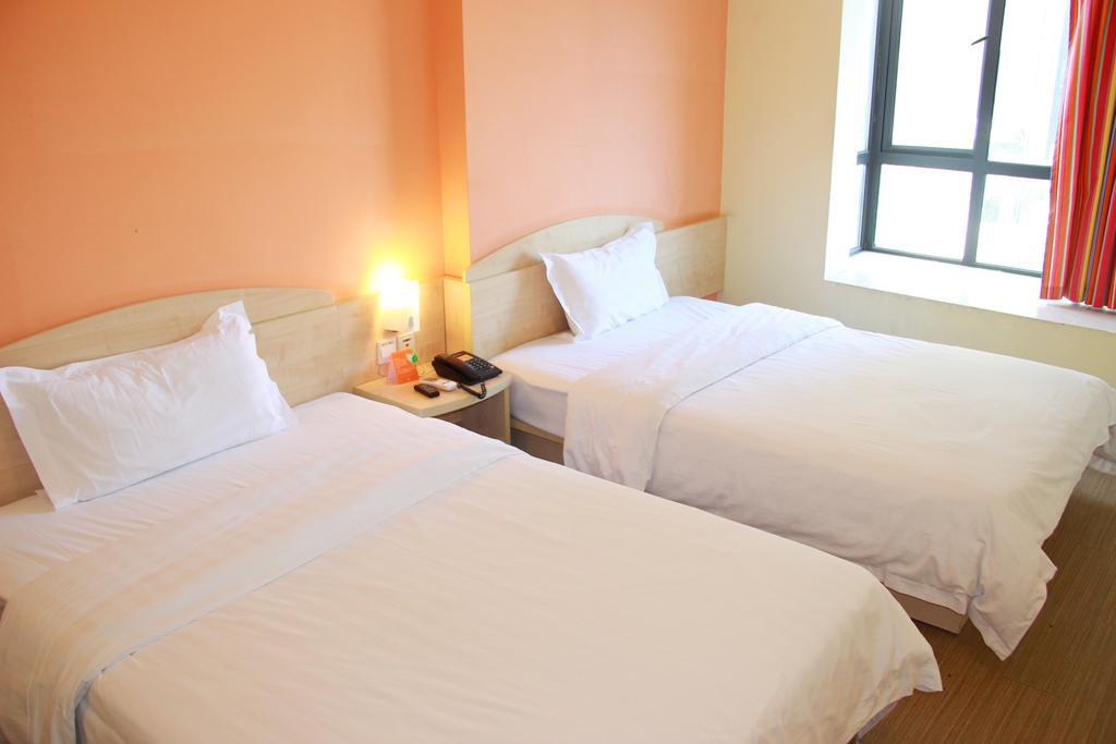 7Days Inn Guangzhou Wuyang New Town Buitenkant foto